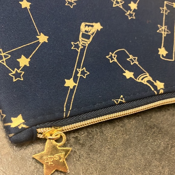 I SPY cosmetics bag - Picture 2 of 4